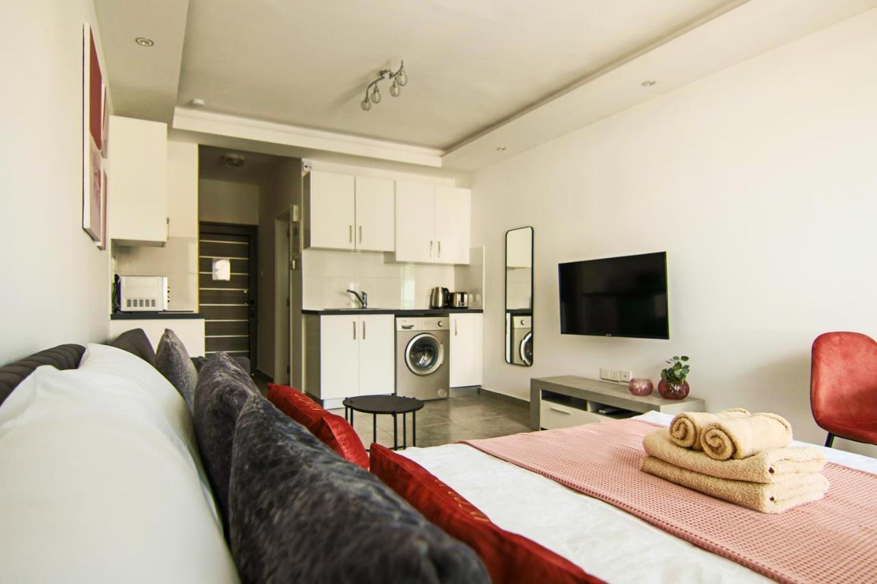 パ フォスPhaedrus Living: Seaside Luxury Flat Athina 115アパートメント エクステリア 写真