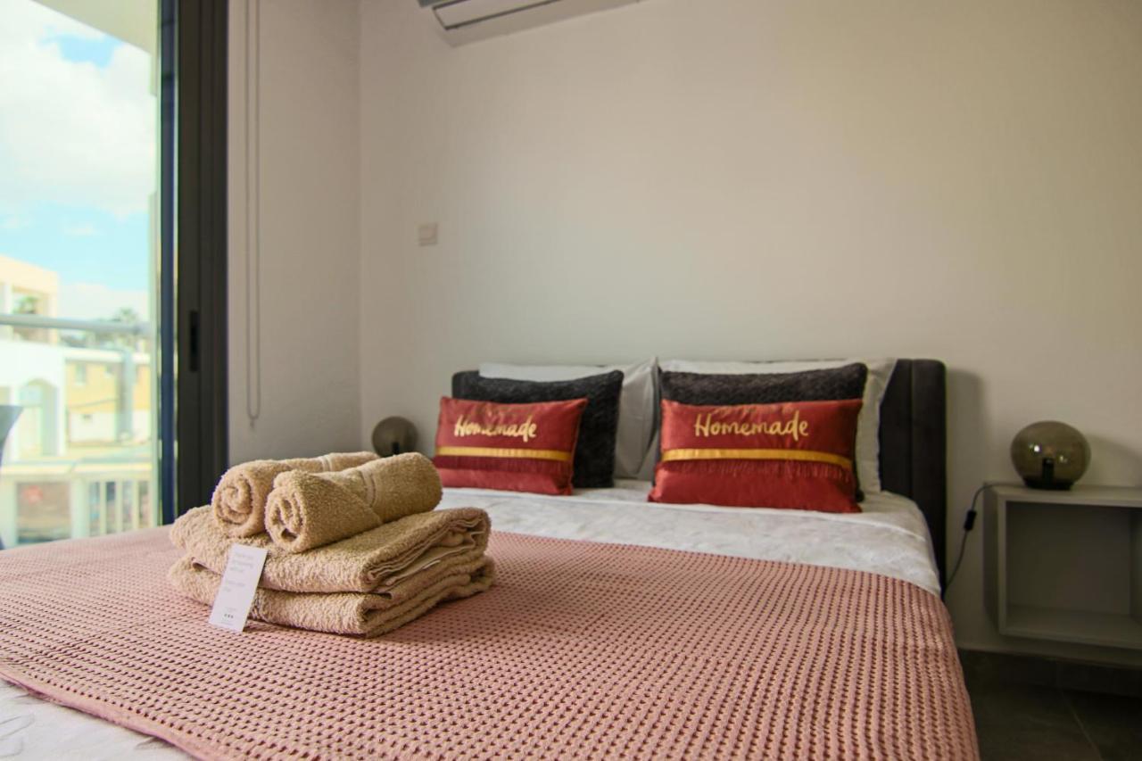 パ フォスPhaedrus Living: Seaside Luxury Flat Athina 115アパートメント エクステリア 写真